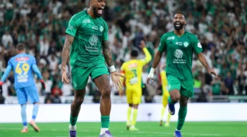 تغطية كاملة.. قنوات مباراة نيوم والأهلي في دوري روشن السعودي